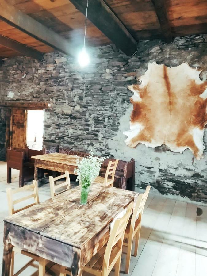 梅斯蒂亚Raul Lushnu Darbaz住宿加早餐旅馆 外观 照片