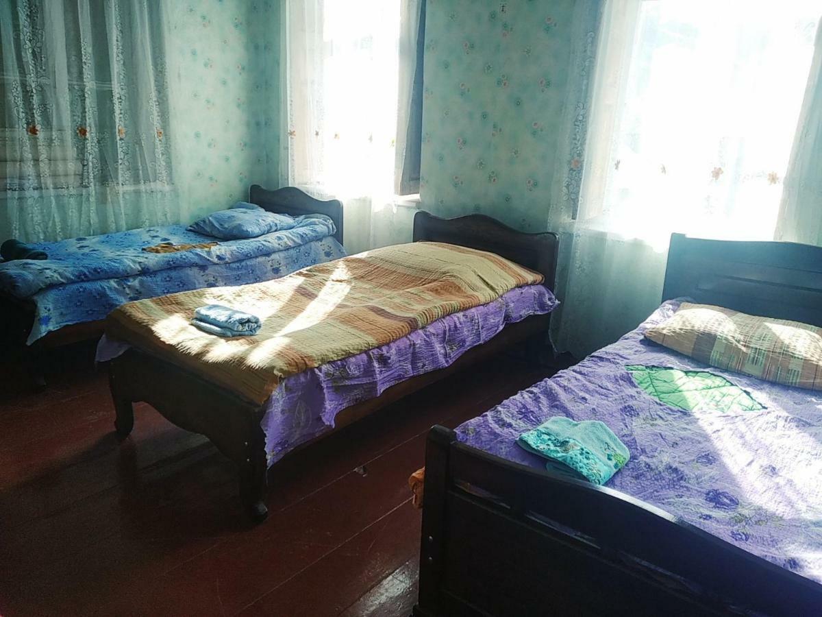 梅斯蒂亚Raul Lushnu Darbaz住宿加早餐旅馆 外观 照片